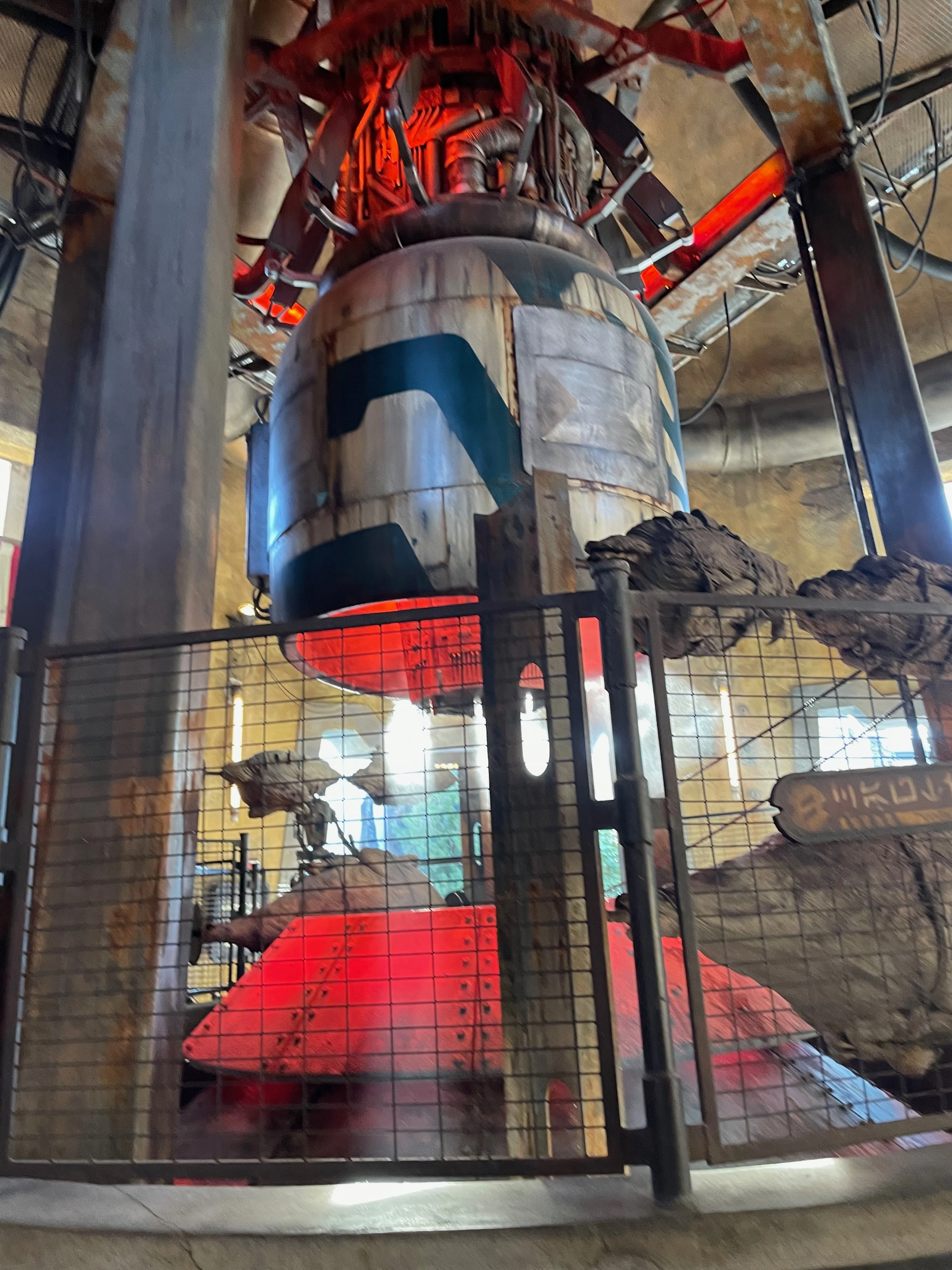 Hollywood Studios park map showing Star Wars, Toy Story Land, and all attractions